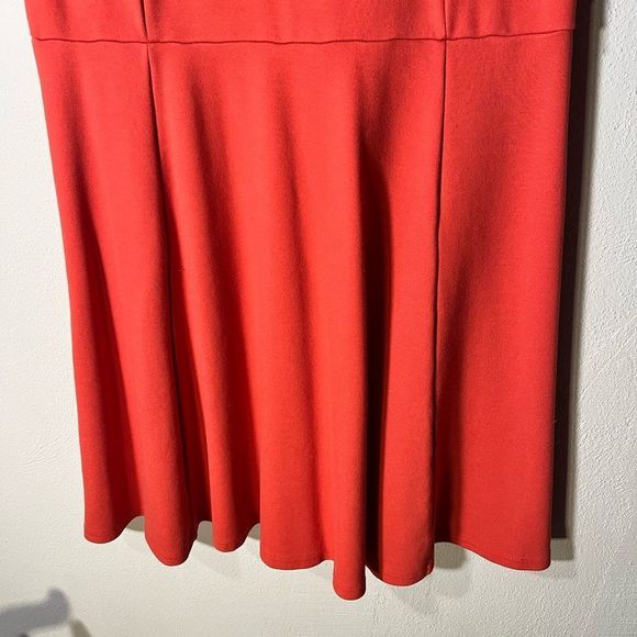 Dress In Coral scuba knit fitted Dress w waist line outstanding stretch/Drape - Picture 5 of 8